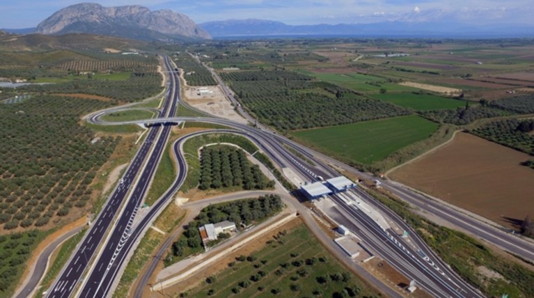 Στην κυκλοφορία ο κόμβος Αμφιλοχίας και η παράκαμψη Άρτας της Ιόνιας Οδού