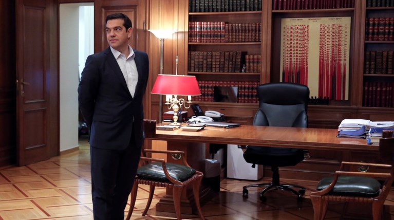 Success story με... υποσχέσεις για μείωση φόρων από τον Τσίπρα