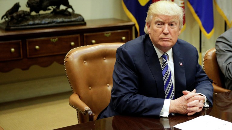 Μπλόκαρε η Γερουσία την κατάργηση του Obamacare -Ανταρσία από τον ΜακΚέιν