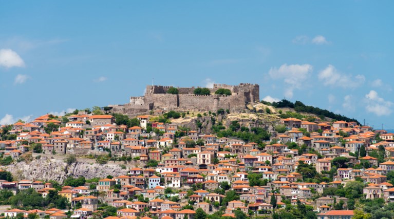 Παραδίδεται ξανά στο κοινό το κάστρο Μολύβου. Το υπουργείο έπεσε έξω 1 μήνα