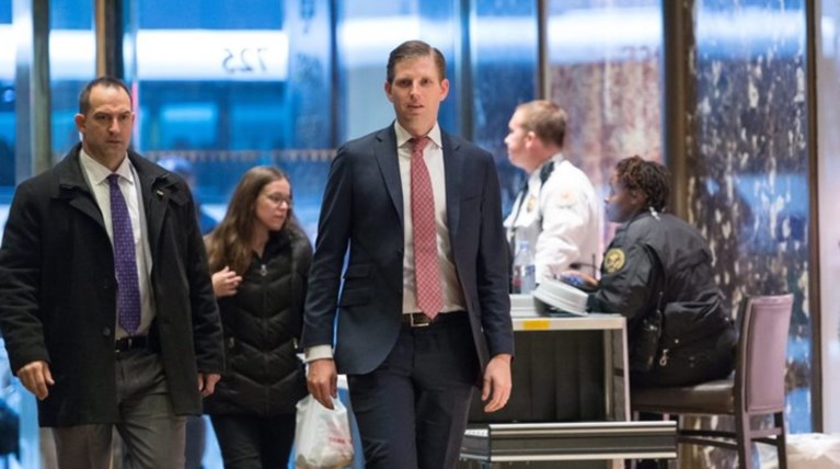 Νέες αποκαλύψεις της Washington Post για τον Tραμπ Jr