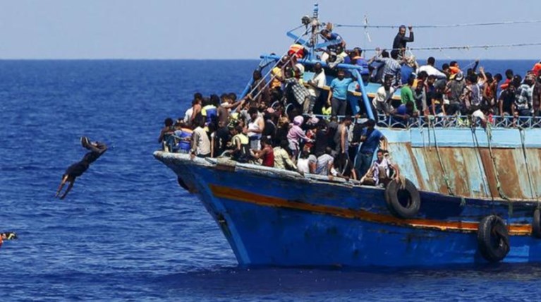 Προσφυγικό: Οι διακινητές κάνουν μπίζνες μέσω ...facebook