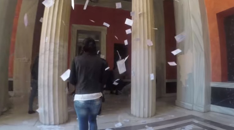 Τι λέει ο Ρουβίκωνας για τις δράσεις σε Βουλή, Siemens και σπίτι Μητσοτάκη