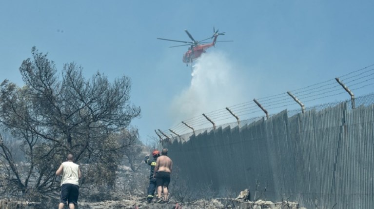 Φωτιά στη Βίλιζα στο Κορωπί
