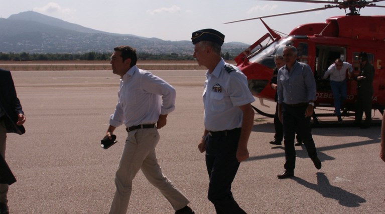 Επικοινωνιακά "παιχνίδια με τη φωτιά" - Bολές από τα κόμματα