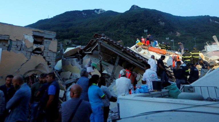Σεισμός 4 Ρίχτερ στην Ιταλία με 2 νεκρούς και 39 τραυματίες