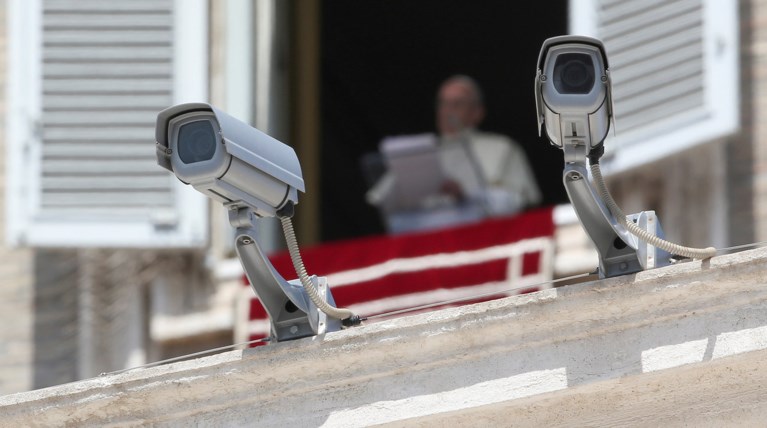 Οι φρουροί του Πάπα φοβούνται ισλαμικό χτύπημα στο Βατικανό