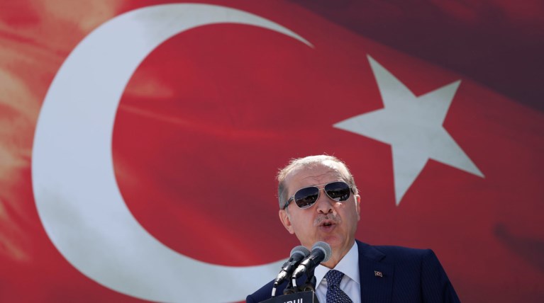 Νέα πρόκληση και σόου Ερντογάν με αφορμή τη μάχη του Ματζικέρτ