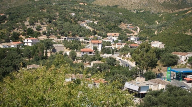 Καταγγελίες για δεκάδες προσαγωγές ομογενών στη Χιμάρα