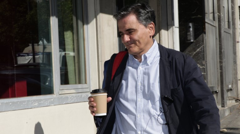 Αρνείται να βάλει ΡΟS ο φούρνος που ψωνίζει ο Τσακαλώτος;