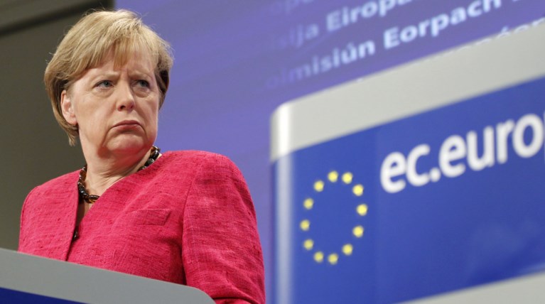 «Ψεκασμένοι» και στη Γερμανία: 1.000 μηνύσεις κατά της Μέρκελ