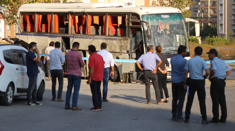 Οκτώ τραυματίες από την έκρηξη βόμβας στη Σμύρνη