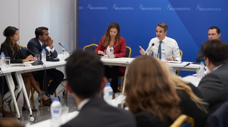 Μητσοτάκης: Στις πρώτες 100 μέρες μείωση φόρων & δαπανών