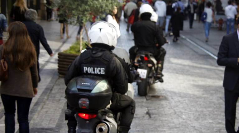 Σαφάρι της ΕΛΑΣ με  817 συλλήψεις στο κέντρο της Αθήνας