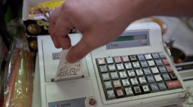 Εστιατόριο είχε κόψει 2.231 παράνομες αποδείξεις!