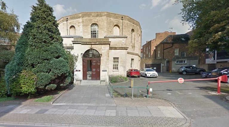 Σοκ στη Βρετανία: 13χρονος βίασε τα 3 μικρότερα αδέλφια του