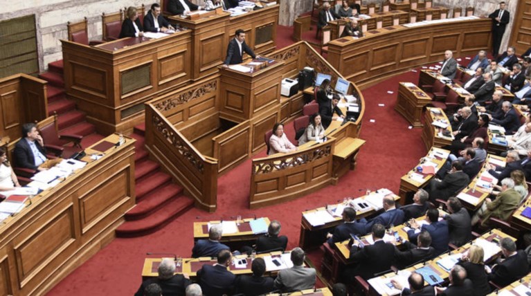 Live η συζήτηση στη Βουλή για τον Πάνο Καμμένο