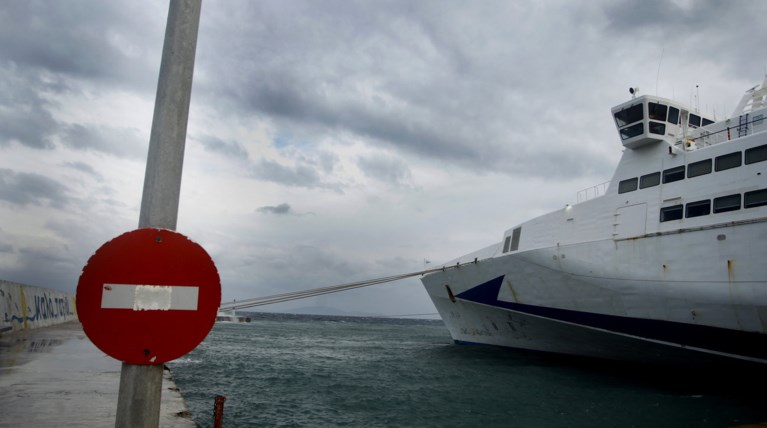 Δεμένα τα πλοία σε Ραφήνα και Λαύριο λόγω μποφόρ στο Αιγαίο