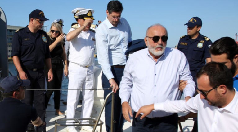 Ο Κουρουμπλής προαναγγέλλει ...ανέλκυση του «Αγία Ζώνη 2»