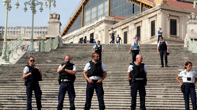 Eπίθεση με μαχαίρι σε σταθμό τρένων στη Μασσαλία- Τρεις νεκροί