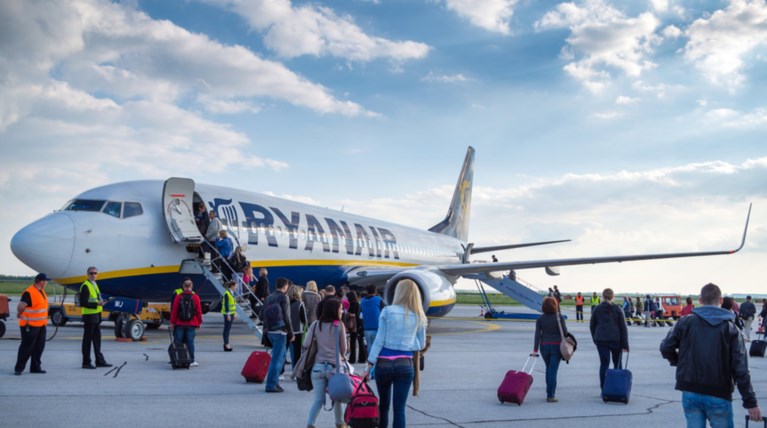Συναγερμός σε πτήση της Ryanair με προορισμό το Λονδίνο