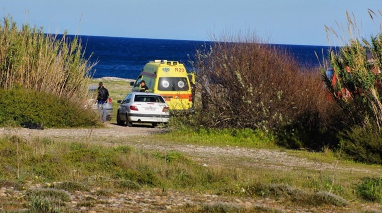Μυστήριο στο Λουτράκι: Βρήκαν πτώμα να επιπλέει στη θάλασσα