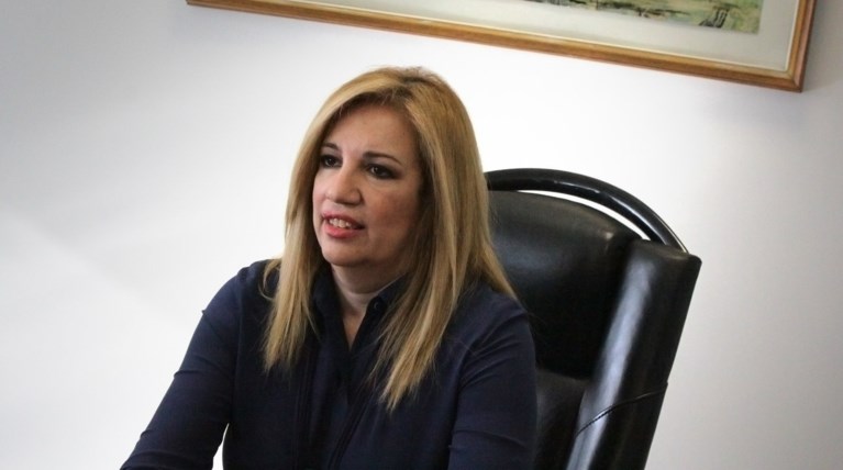 Γεννηματά: Το πολιτικό σκηνικό βαλτώνει στο δίπολο ΣΥΡΙΖΑ-ΝΔ