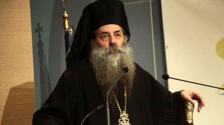 Σεραφείμ: Να μην ξαναπάει στην εκκλησία, όποιος ψηφίσει το νομοσχέδιο