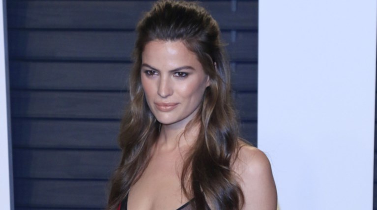 Μην ανέχεστε την παρενόχληση: τα μοντέλα λύνουν τη σιωπή τους