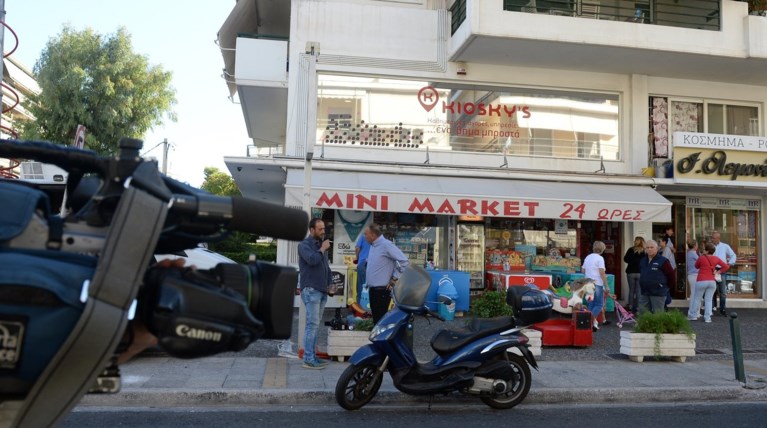 Ληστές με καλάσνικοφ στο κέντρο του Παλαιού Φαλήρου