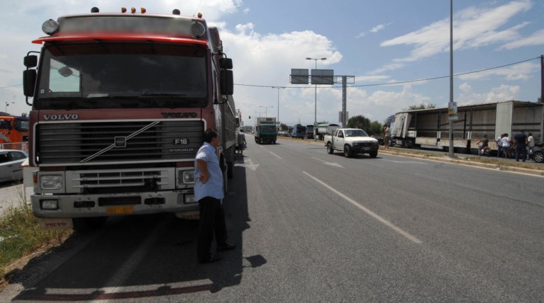 «Πρωτιά» της Ελλάδας στην Ε.Ε. με φορτηγά …συνταξιούχους