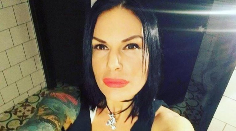 Ποια είναι η "ροκ" μακιγιέζ του Πάνου Καμμένου;