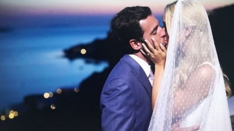 Το τρυφερό μήνυμα της Δούκισσας Νομικού στον σύζυγό της που γιορτάζει