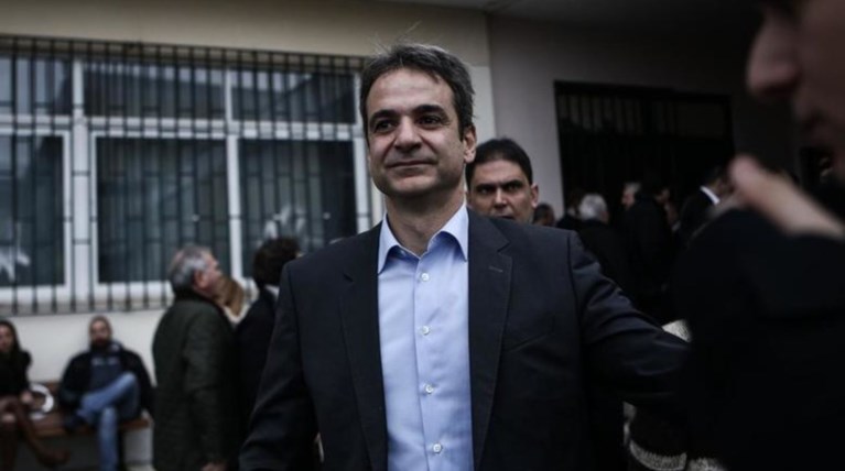 ΝΔ: Η αυτοδυναμία περνάει από το κέντρο- Τι λένε για τα γκάλοπ