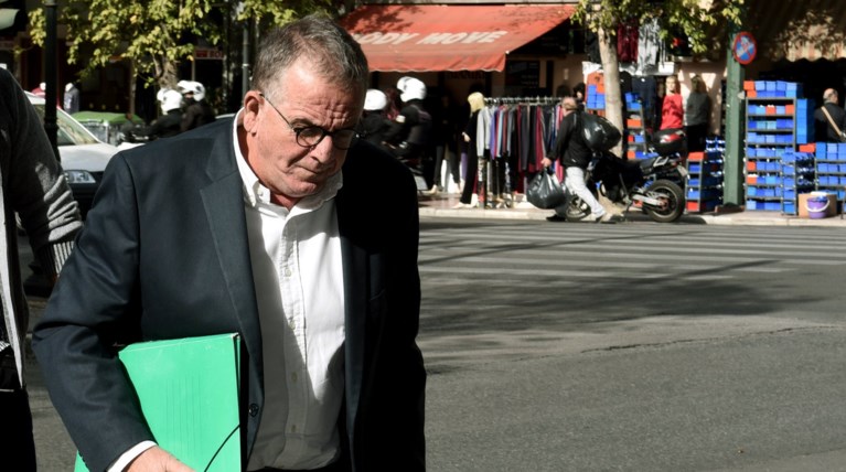 «Φουντώνει» η κόντρα του Μουζάλα με τους 53 του ΣΥΡΙΖΑ