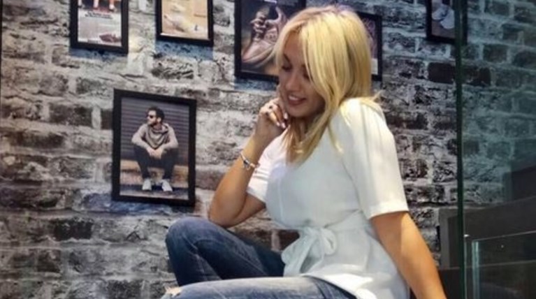 Η Κωνσταντίνα Σπυροπούλου πήγε σε Λύκειο ως καθηγήτρια και... έφαγε καζούρα