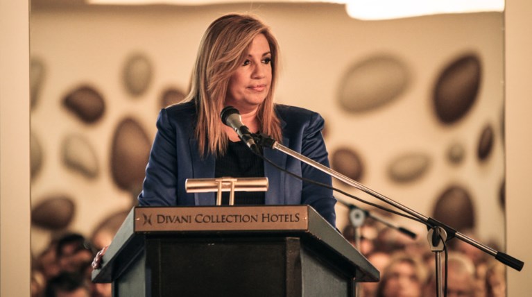 Φώφη: Φτωχοποιούν όλους και λένε ότι το κάνουν για τους... φτωχούς