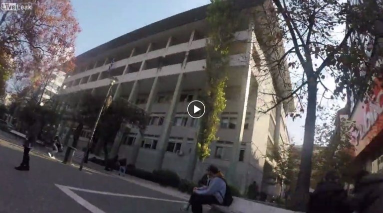 Άρχισε τις ...εκδρομές ο Ρουβίκωνας: Πρώτη στάση Λάρισα