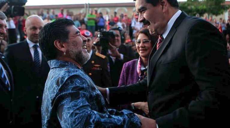 O Μαραντόνα στο Καράκας, θα παίξει μπάλα με τον Μαδούρο