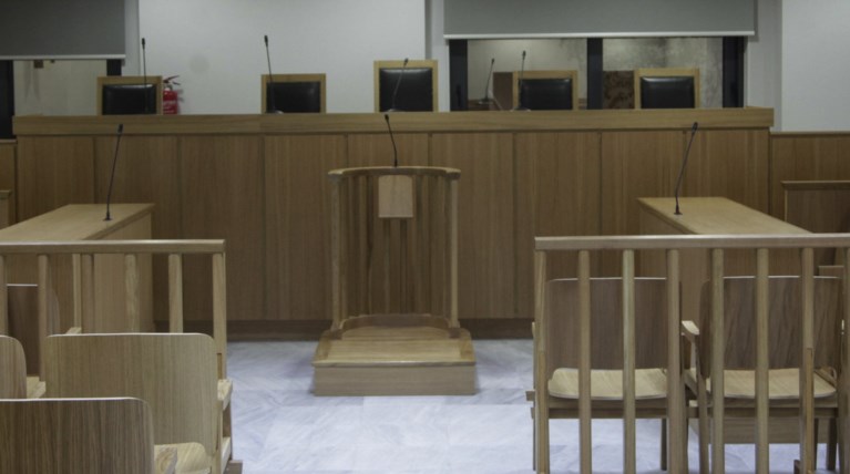 Μισθοδικείο:Αναβολή της συζήτησης για τις μειώσεις συντάξεων των δικαστικών