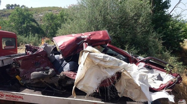 Τραγωδία στα Τρίκαλα, σκοτώθηκε 19χρονος σε τροχαίο