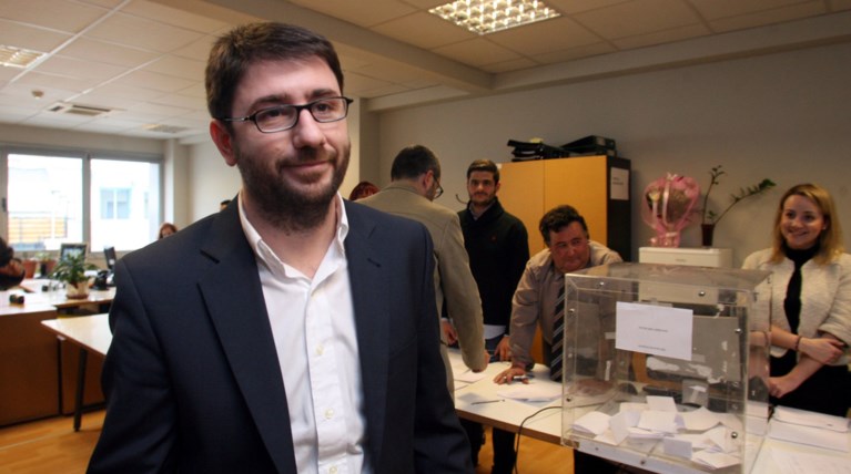 Άνοιγμα Ανδρουλάκη σε Καμίνη, Θεοδωράκη, Μανιάτη για τον β' γύρο