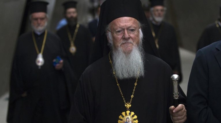 Συγκλονιστικό μήνυμα από τον πατριάρχη για την τραγωδία στη Δ. Αττική