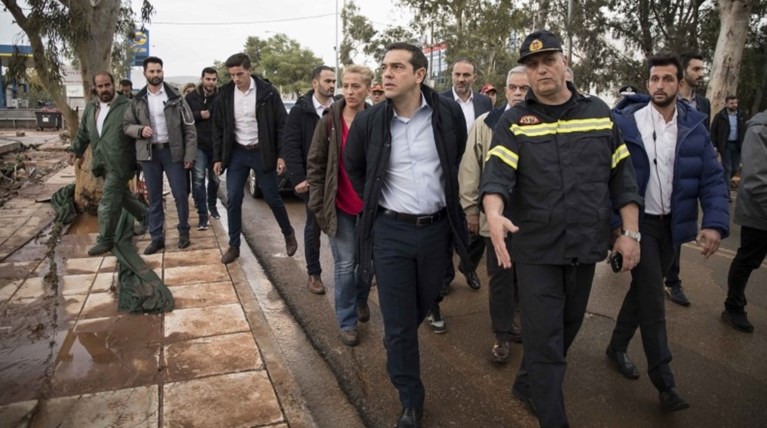 Δήμαρχος Μάνδρας: Δεν μπήκαν στην πόλη Τσίπρας και Δούρου