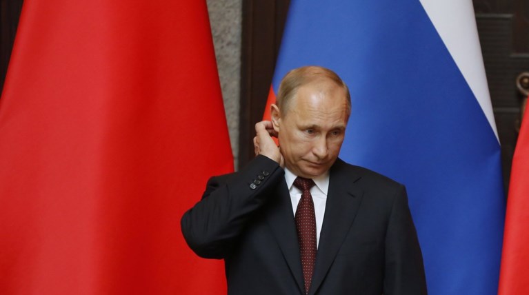 Κρεμλίνο: Άγνωστο αν ο Πούτιν θα διεκδικήσει ξανά την προεδρία