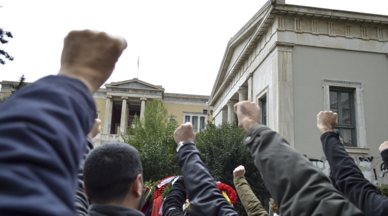 Ολοκληρώθηκε η κεντρική πορεία προς την αμερικανική πρεσβεία