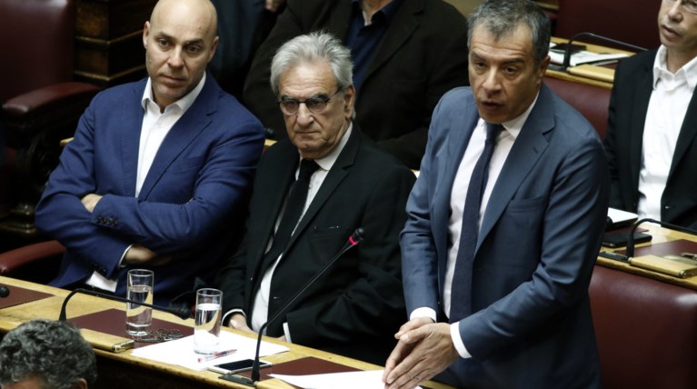 "Διχασμένο" το Ποτάμι:  Ποιοι στηρίζουν Γεννηματά και ποιοι Ανδρουλάκη