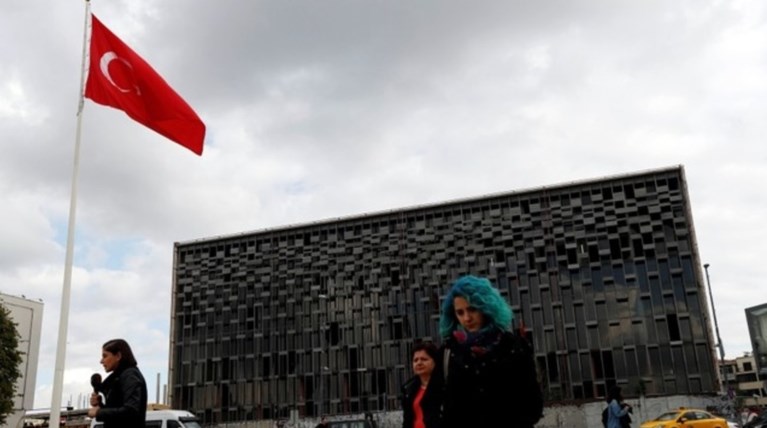 Η Άγκυρα απαγόρευσε τις εκδηλώσεις ομοφυλόφιλων