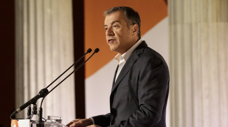 Θεοδωράκης: Ο νέος φορέας θα χτιστεί πάνω στην ενότητα