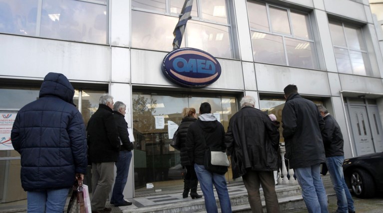 Aπό αύριο οι αιτήσεις για 15.000 ανέργους, ηλικίας 30-49 ετών